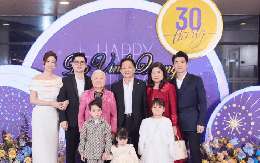 Việt Nam có gia đình doanh nhân giàu có với 2 con trai đều là thạc sĩ Anh Quốc: Anh sinh năm 1989 là Phó Chủ tịch Hội đồng quản trị ngân hàng, em sinh năm 1995 làm Chủ tịch hãng hàng không