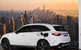 Xe Mercedes bán chạy nhất Việt Nam thêm bản hybrid, giảm giá bản xăng