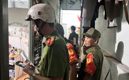 Hơn 100 cán bộ chiến sĩ đồng loạt ra quân, kiểm tra 49 trường hợp