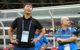 "Không ai bám đuổi tỷ số lại thay người như thế, nhưng HLV Kim Sang-sik còn ai nữa đâu!"