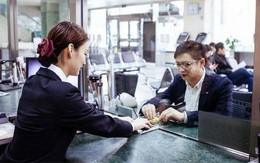 Khách hàng gửi tiết kiệm 6 tỷ, 1 năm sau đến rút bị ngân hàng nói thẳng: Anh phải nộp thêm 530 triệu!