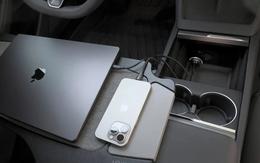 Lẽ ra phải ngày càng rẻ đi, món đồ mà gần như ai cũng "ôm ấp" hàng ngày này lại "tăng như giá vàng"