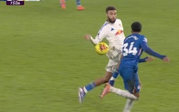 CĐV Chelsea phẫn nộ vì “bàn thua kỳ lạ nhất mùa giải”