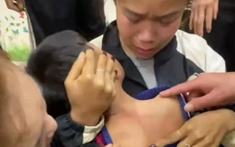 Học sinh lớp 1 bị khóa trong lớp nhiều giờ sau khi tan học