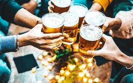 Bác sĩ chuyên khoa gan nói thẳng: Đừng nghĩ uống bia không độ là vô hại!