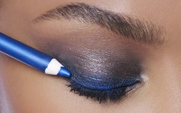 Bán kẻ mắt chứa hóa chất vĩnh cửu, "ông lớn" mỹ phẩm bị phạt 14 tỷ đồng