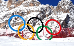 Drama Olympic: Choáng váng vì 10.000 bao cao su hết sạch chỉ trong 3 ngày, Valentine của các VĐV quá "cháy"