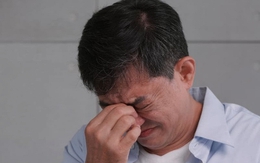 Vay ngân hàng hơn 940 triệu đồng mua vàng đúng đỉnh, người đàn ông thừa nhận: “Lãi đậm nhưng vẫn mất ăn mất ngủ”