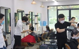 29 Tết, tôi đi làm tóc từ 6h sáng, đến 7h chồng đã chạy ra tận nơi lôi kéo khiến tôi ngã nhào giữa chốn đông người