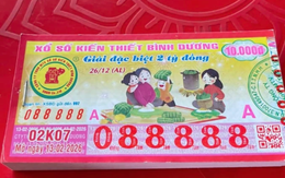 Thấy dãy số đẹp quá, đại lý vé số giữ lại không bán, bất ngờ trúng 160 tờ: Lĩnh thưởng bao nhiêu?