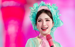 Hoà Minzy được "đại gia" vung tiền làm 1 điều đặc biệt tại fan concert