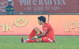 "Thở phào" với Đoàn Văn Hậu