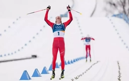 Klaebo trở thành VĐV đầu tiên giành 6 HCV trong một kỳ Olympic mùa đông