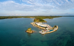 Con tàu 112 năm tuổi "lột xác" thành khách sạn sang trọng