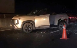 5 ô tô tông liên hoàn, cao tốc Phan Thiết - Dầu Giây ùn ứ kéo dài