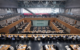 Bức ảnh thư viện ngày mùng 3 Tết gây xôn xao: Đây là khác biệt giữa người bình thường và người thành công?