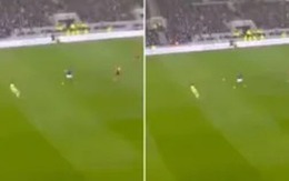 Thủ môn Man United mắc sai lầm kỳ lạ trận gặp Everton