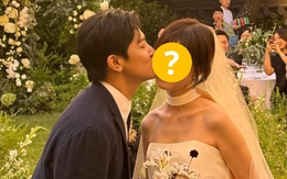 Đám cưới lạ của cặp sao Cô Đi Mà Lấy Chồng Tôi: Bạn trai chú rể lộ diện, òa khóc trên sân khấu lụy tình?