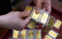 10 năm mua 10 cây vàng, tôi quyết định dừng lại không "giữ chuỗi" nữa