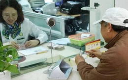 Khách hàng gửi tiết kiệm 7,8 tỷ đồng nhưng tài khoản bị đóng băng: Hơn 1 năm vẫn chưa đòi được tiền!