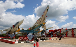 Nga quyết chiếm lại vị trí số hai trên thị trường xuất khẩu vũ khí toàn cầu