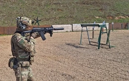 Bàn giao lô súng trường tấn công nhỏ gọn AK-12K đầu tiên của năm 2026