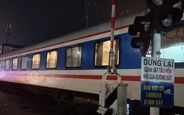 Cục CSGT xác định nguyên nhân vụ tàu hỏa đâm xe tải kéo đi hơn 100m làm chết tài xế ô tô