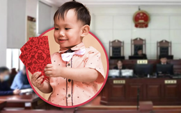 Dùng lì xì của con trai để cưới vợ mới, ông bố nhận cái kết bẽ bàng