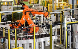 Nga đưa vào vận hành cỗ máy siêu việt: Chỉ cần 12 giây để lắp ráp một bánh xe, độ chính xác bất ngờ