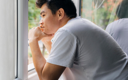 Sống chung với mẹ kế, tôi chỉ cần vắng nhà là bà sẽ ra vào kiểm tra phòng ngủ của tôi