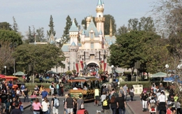Dịch bệnh truyền nhiễm nguy hiểm nhất thế giới bùng phát tại Disneyland, giới chức phát cảnh báo khẩn