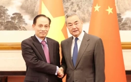 Đặc phái viên của Tổng Bí thư Tô Lâm hội đàm với Bộ trưởng Ngoại giao Trung Quốc Vương Nghị