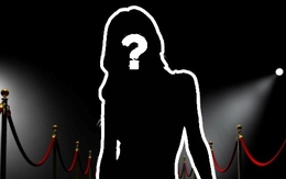 Nữ ca sĩ dự Grammy 2026 ngang nhiên dùng chất cấm, lộ luôn cảnh nóng bỏng