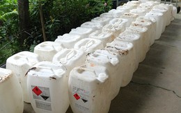 Bắt quả tang cơ sở sản xuất 60.000 lít giấm giả bằng axit công nghiệp