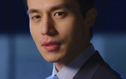 Nam diễn viên quốc dân bị xe buýt cuốn vào gầm kéo lê trên đường