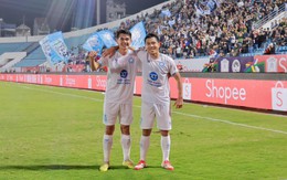 Trò cưng HLV Kim Sang-sik tỏa sáng, đội bóng Việt Nam khiến "đại gia" Malaysia tan mộng chiếm ngôi đầu