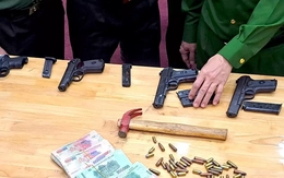 Hai kẻ cướp ngân hàng giả làm người dân tộc thiểu số gùi tiền trong hành trình tẩu thoát