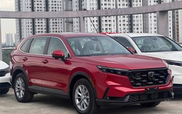 Honda CR-V AWD ngừng bán tại Việt Nam sau khi thêm bản hybrid: Bỏ cấu hình từng được người dùng trông chờ suốt nhiều năm, thiệt thòi trước CX-5, Tucson