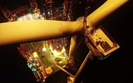 Chiêm ngưỡng "tàu quái vật sức nâng 2.000 tấn" lắp đặt tuabin gió lớn nhất hành tinh