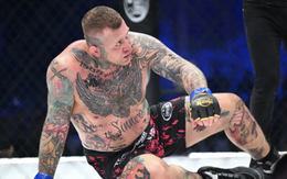 Võ sĩ MMA cắn suýt đứt tai đối thủ, tái hiện bê bối của Mike Tyson