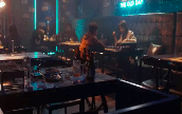 Nữ diễn viên phim giờ vàng bị cấm sóng vô thời hạn: 48 bộ phim bị xoá sổ, 1.900 tỷ biến mất sau 1 đêm