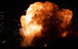 Iran tuyên bố mở "chiến dịch dữ dội nhất lịch sử” trả đũa Mỹ - Israel, 6 nước đồng loạt đóng cửa không phận