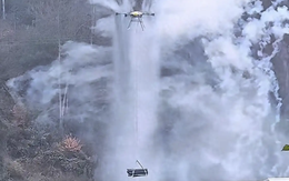 Đám tang thời “công nghệ”: 1 gia đình chi hơn 38 triệu đồng thuê máy bay không người lái bê quan tài nặng 460kg lên núi an táng