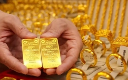 Giá vàng đồng loạt giảm mạnh     