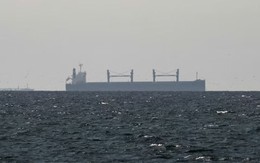 Tàu dầu liều mạng vượt “tử địa” Hormuz giữa thủy lôi và tên lửa để kiếm triệu USD