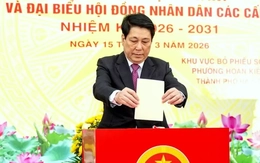 Chủ tịch nước Lương Cường bỏ phiếu tại điểm bầu cử Tổng cục Chính trị