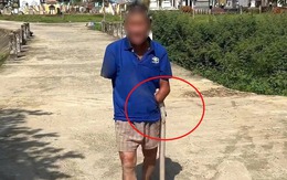 Cụ ông cụt tay kẹp con rắn mang về: Người con trai kể rõ ngọn nguồn phía sau