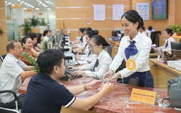 Ai có tài khoản ngân hàng chú ý: Gọi điện ngay cho hotline nếu được chuyển khoản loại tiền này