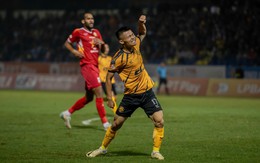 Đội bóng V.League được FIFA gỡ lệnh cấm, bổ sung gấp 7 cầu thủ để đua trụ hạng