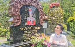 Nữ NSƯT từ Mỹ về thăm mộ Vũ Linh, quỳ bên mộ nói 1 điều